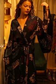 PINA SILK KIMONO RED AND BLUE ARTIST