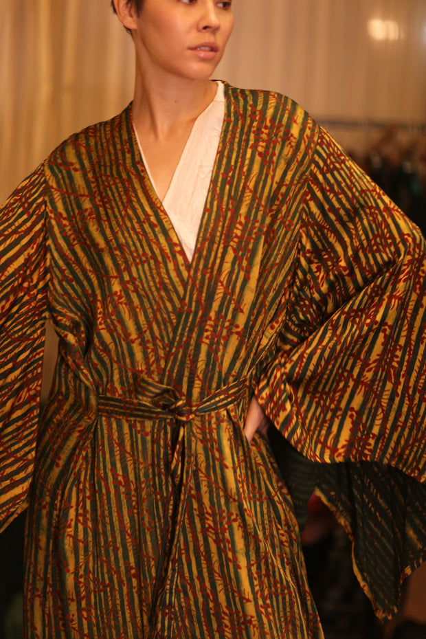 SILK WING KIMONO PINA ANANDA