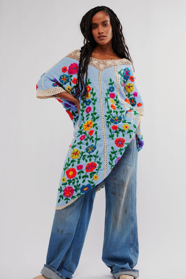 BELLA FLORA EMBROIDERED KAFTAN X FREE PEOPLE - sustainably made MOMO NEW YORK sustainable clothing, kaftan slow fashion