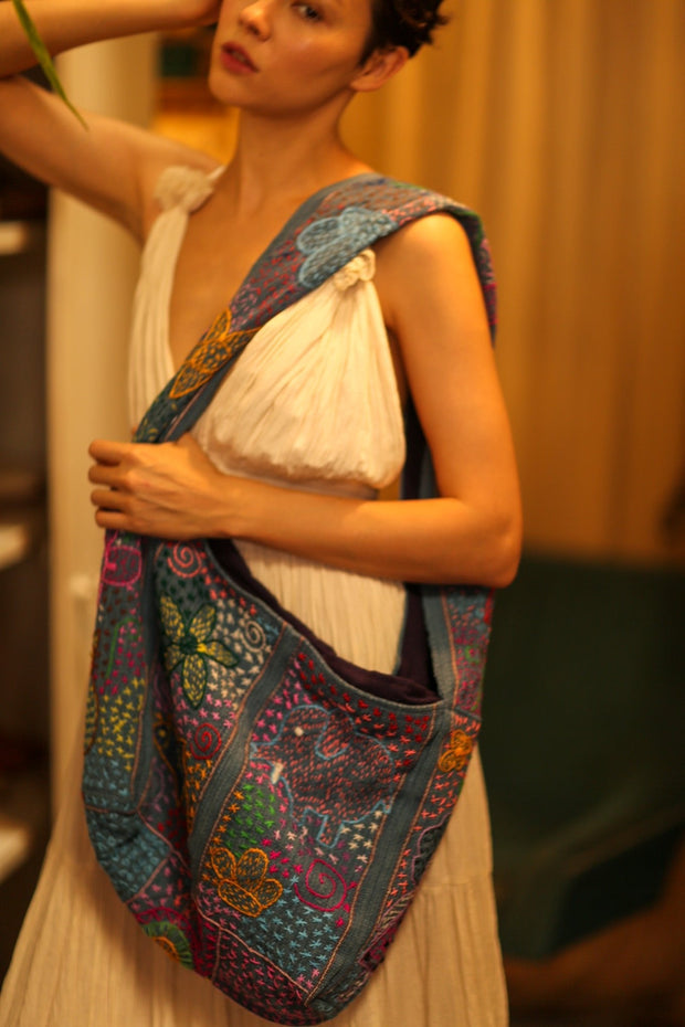 CHAILAI EMBROIDERED BAG - BANGKOK TAILOR CLOTHING STORE - HANDMADE CLOTHING