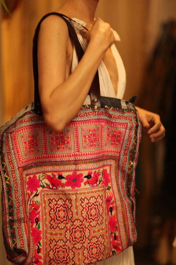 MALIK EMBROIDERED PATCHWORK BAG - BANGKOK TAILOR CLOTHING STORE - HANDMADE CLOTHING