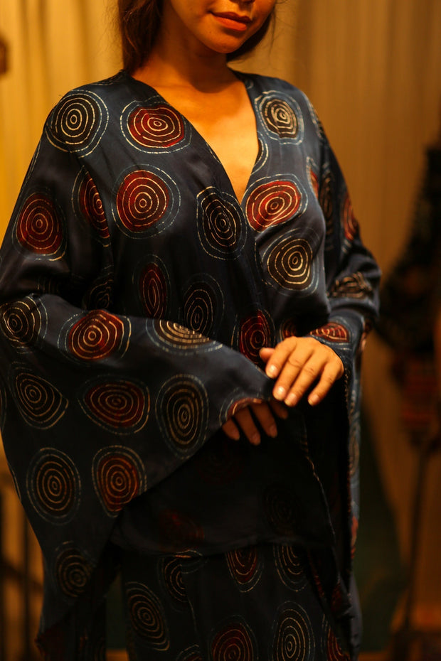 PINA SILK KIMONO BLUE CIRLE - BANGKOK TAILOR CLOTHING STORE - HANDMADE CLOTHING