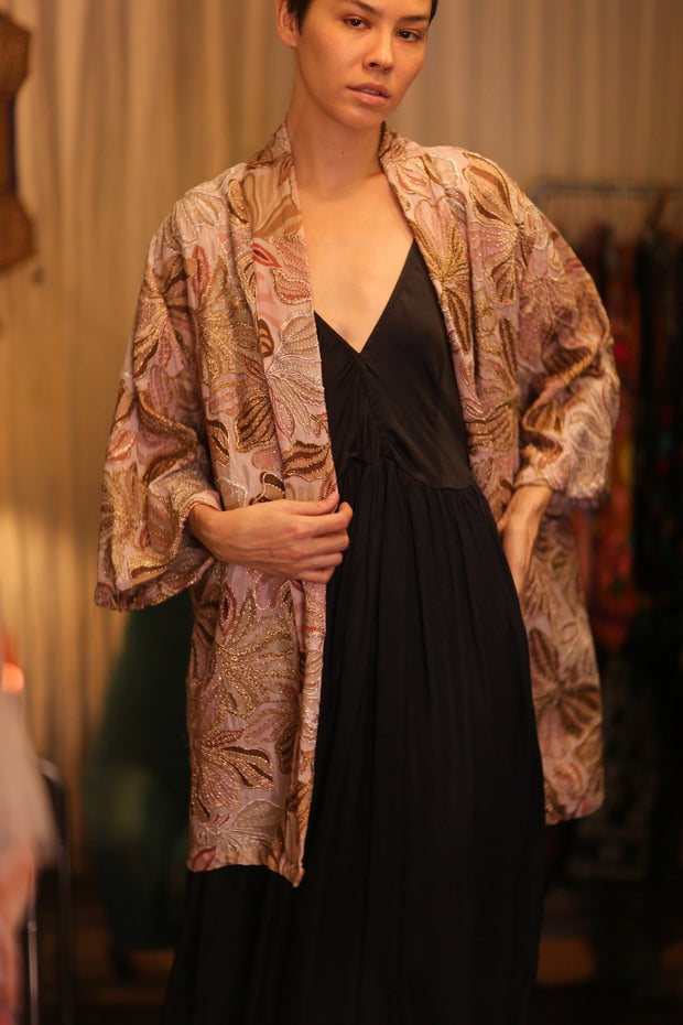 SHORT EMBROIDERED KIMONO LINDA - BANGKOK TAILOR CLOTHING STORE - HANDMADE CLOTHING