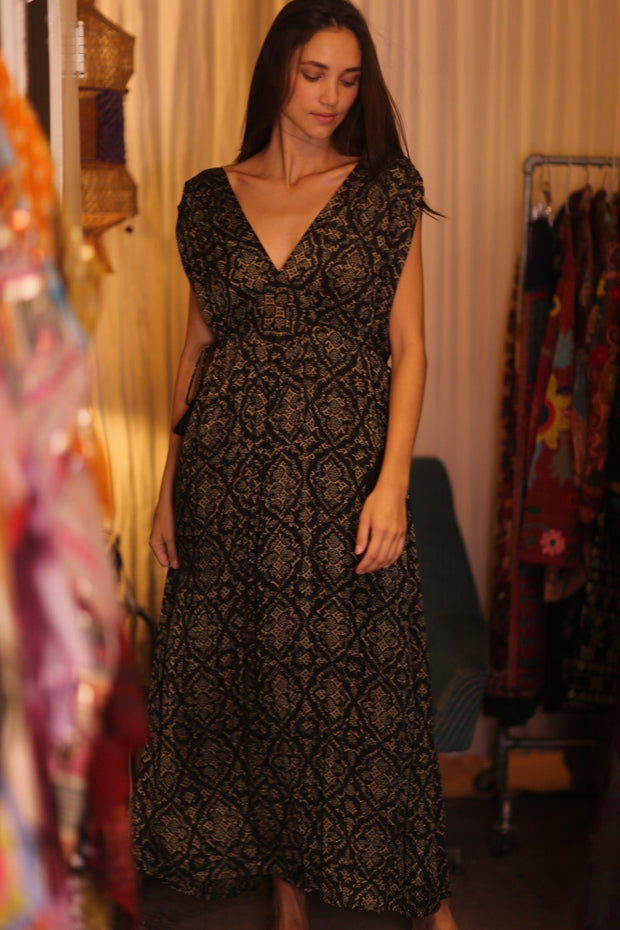 SILK DRESS VICTORIA BROWNY - sustainably made MOMO NEW YORK sustainable clothing, bestseller slow fashion