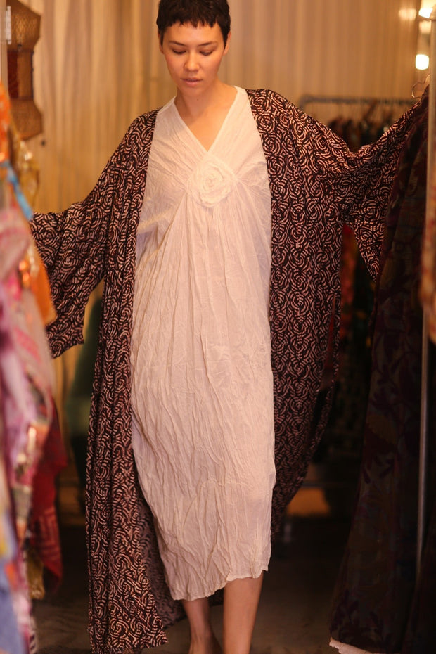 SILK WING KIMONO PINA MAZE - sustainably made MOMO NEW YORK sustainable clothing, handmade slow fashion