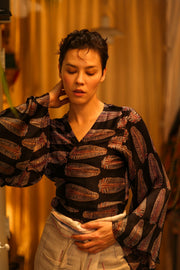 SILK WRAP TOP AURELIA FEATHER BLACK - MOMO STUDIO BERLIN - Berlin Concept Store - sustainable & ethical fashion