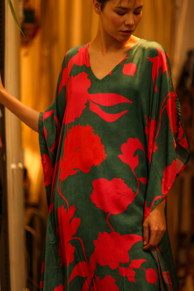 YAYA SILK KAFTAN PINK AND GREEN - MOMO STUDIO BERLIN - Berlin Concept Store - sustainable & ethical fashion