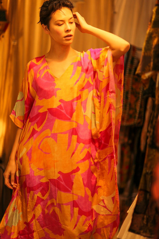 YAYA SILK KAFTAN SUNSET - MOMO STUDIO BERLIN - Berlin Concept Store - sustainable & ethical fashion