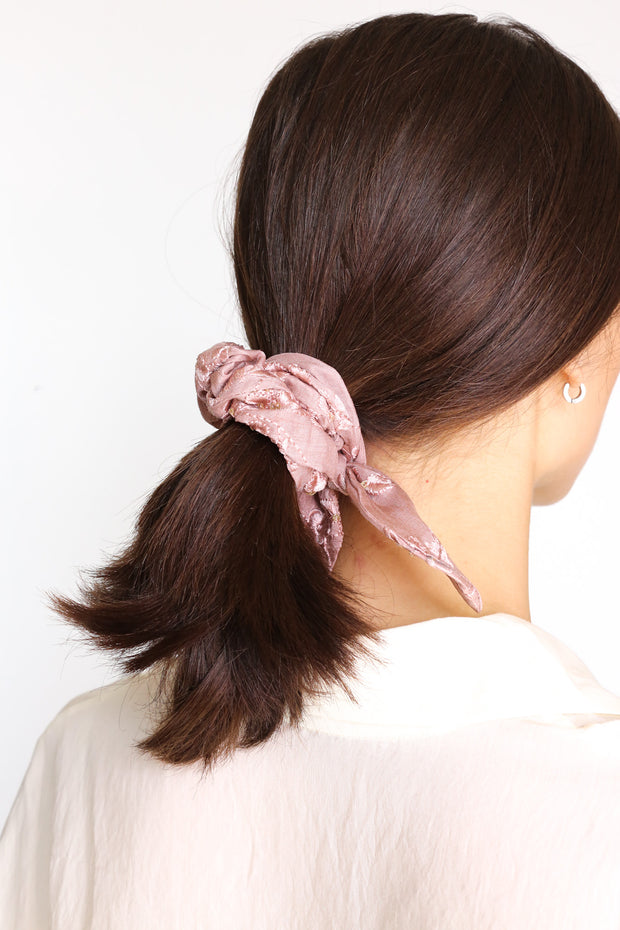 SILK/ COTTON SCRUNCHIE SUSU AYRE - sustainably made MOMO NEW YORK sustainable clothing, slow fashion